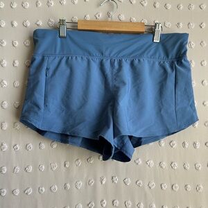 Title Nine Women’s 2.5” Inseam Athletic Shorts‎ Sz M Blue